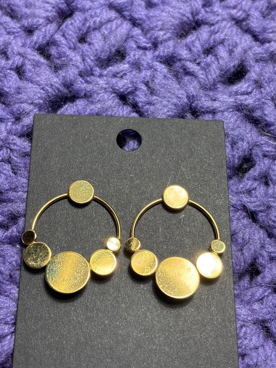 Jewelry - Goldtone Circles Stud Circles 1 3/8 inches